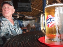 Betrogen, betäubt, gefangen – In den Händen der Fremdenlegion