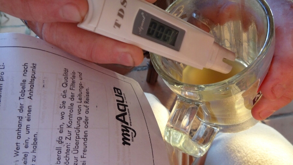 2012. Kambodscha. Wasserprobe